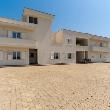 Le Scuderie 1 * Galatone